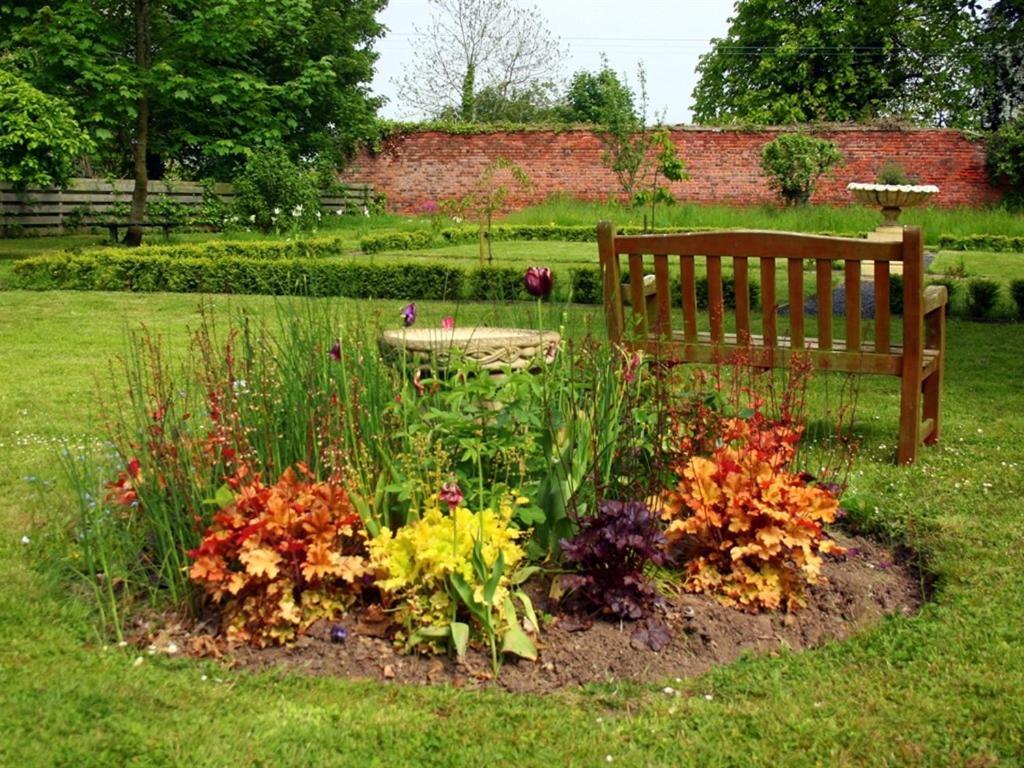 Broomhouse Farmhouse Cheswick  ภายนอก รูปภาพ