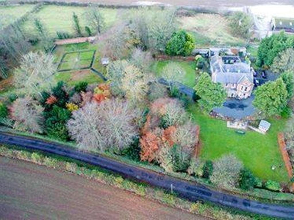 Broomhouse Farmhouse Cheswick  ภายนอก รูปภาพ